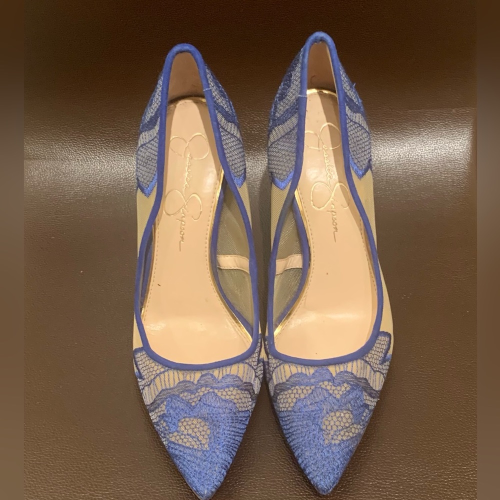 Jessica Simpson heels, size 8.5. Great condition only worn 2 times.